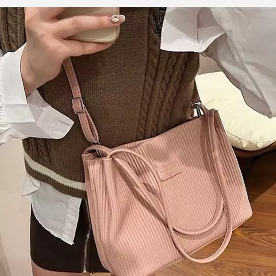 کیف زنانه خارجی چرم