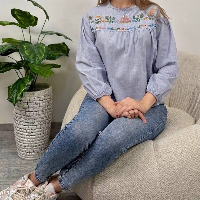 بلوز زنانه خارجی گلدوزی 3